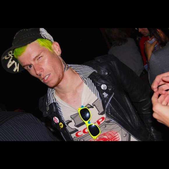 Meet your Posher, Xixax - Picture 3 of 4